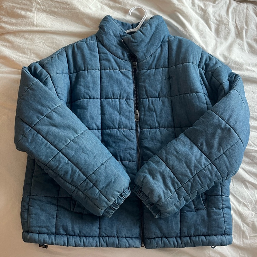 Levi’s Puffer Jacket